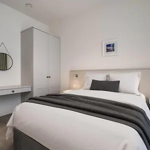 Castle Buildings Apartment